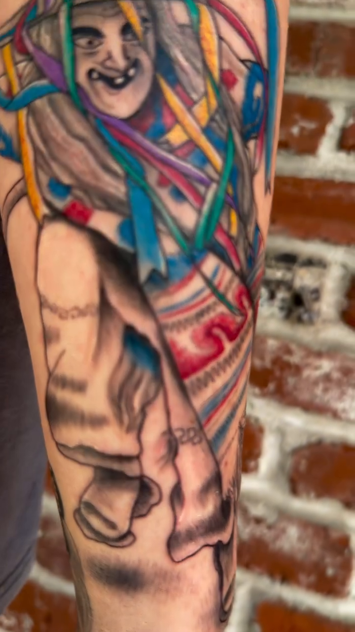 Tattoo by @lunatattooss — illustrative, color