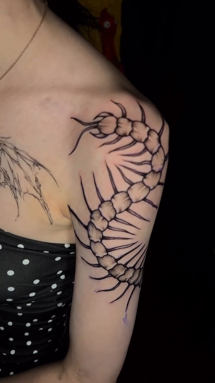 Tattoo by @vadiktt โ blackwork