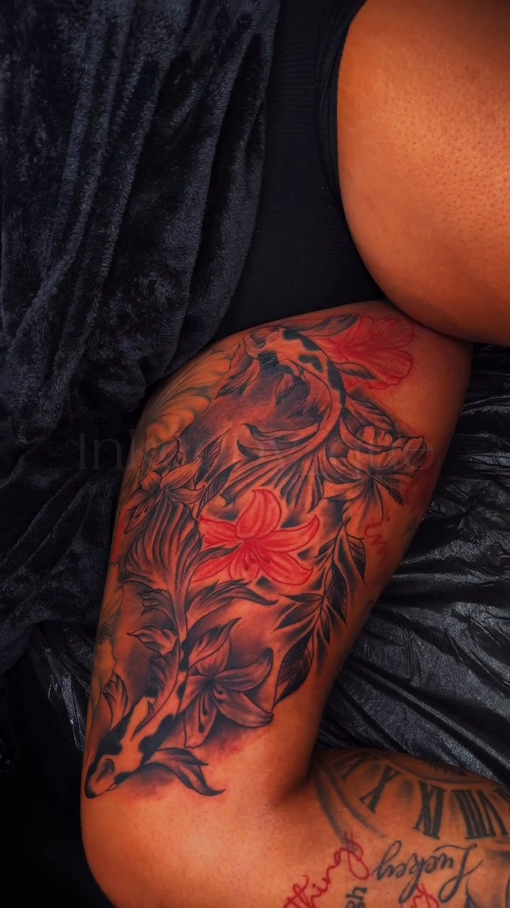 Tattoo by @inkedby_que — illustrative, black_and_grey