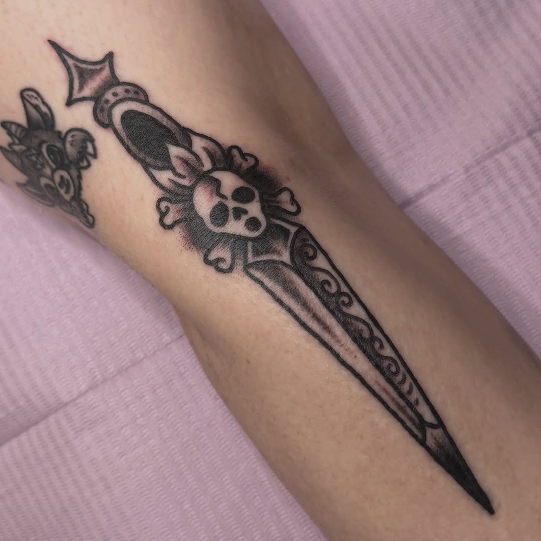 Tattoo by @butterflyveiltatz โ american_traditional