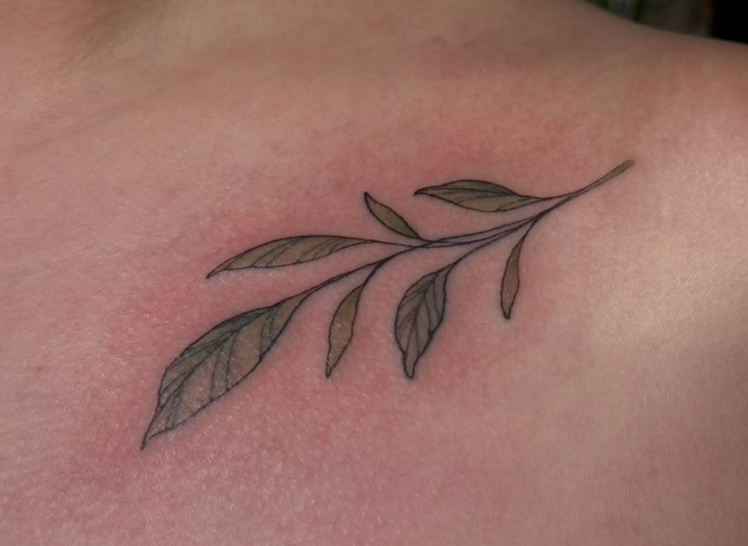 Tattoo by @tattoosbyjessiej — fine_line