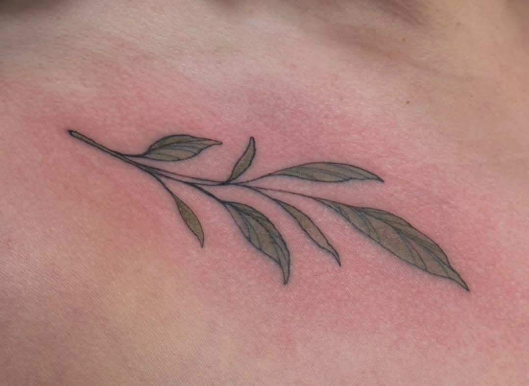 Tattoo by @tattoosbyjessiej — fine_line, minimalist