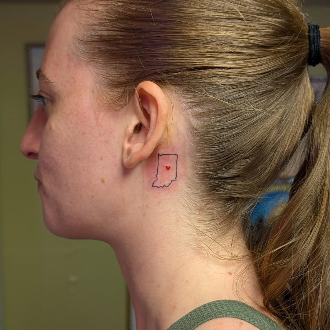 Tattoo by @randi.ink — fine_line, minimalist