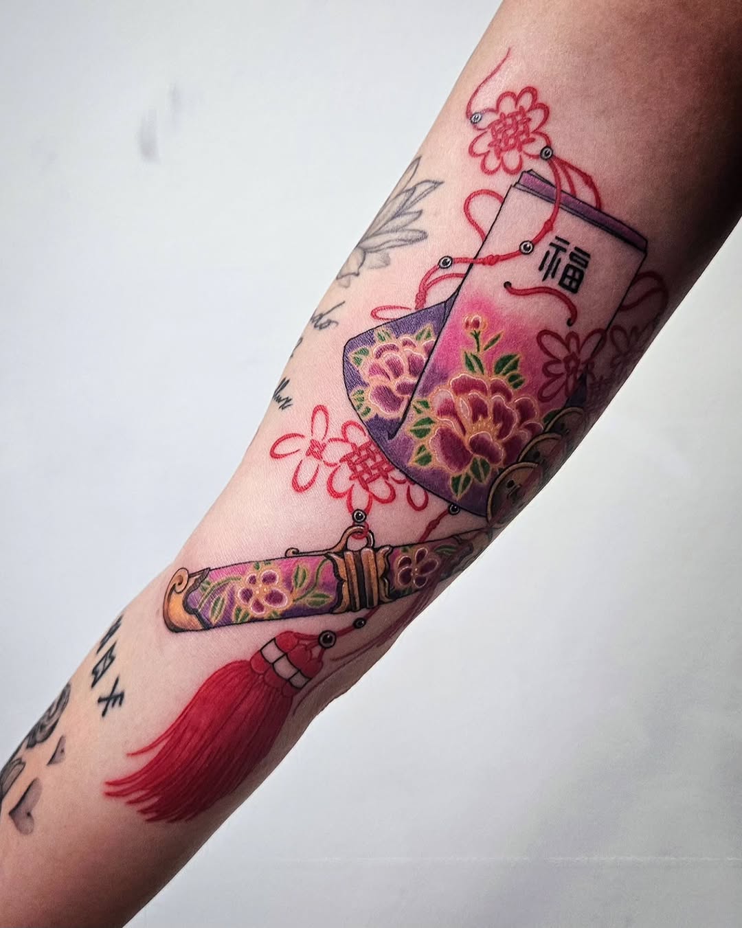 Tattoo by @hermin_tattoo โ new_school
