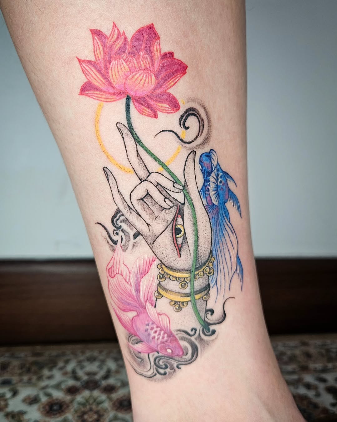 Tattoo by @hermin_tattoo โ dotwork