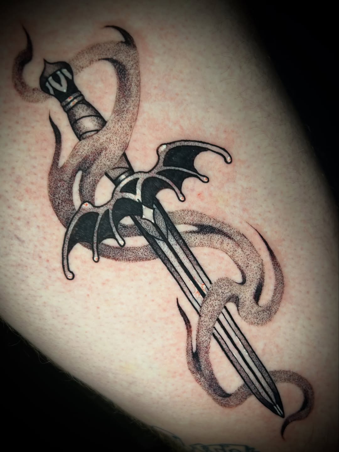 Tattoo by @bitesizedink โ dotwork