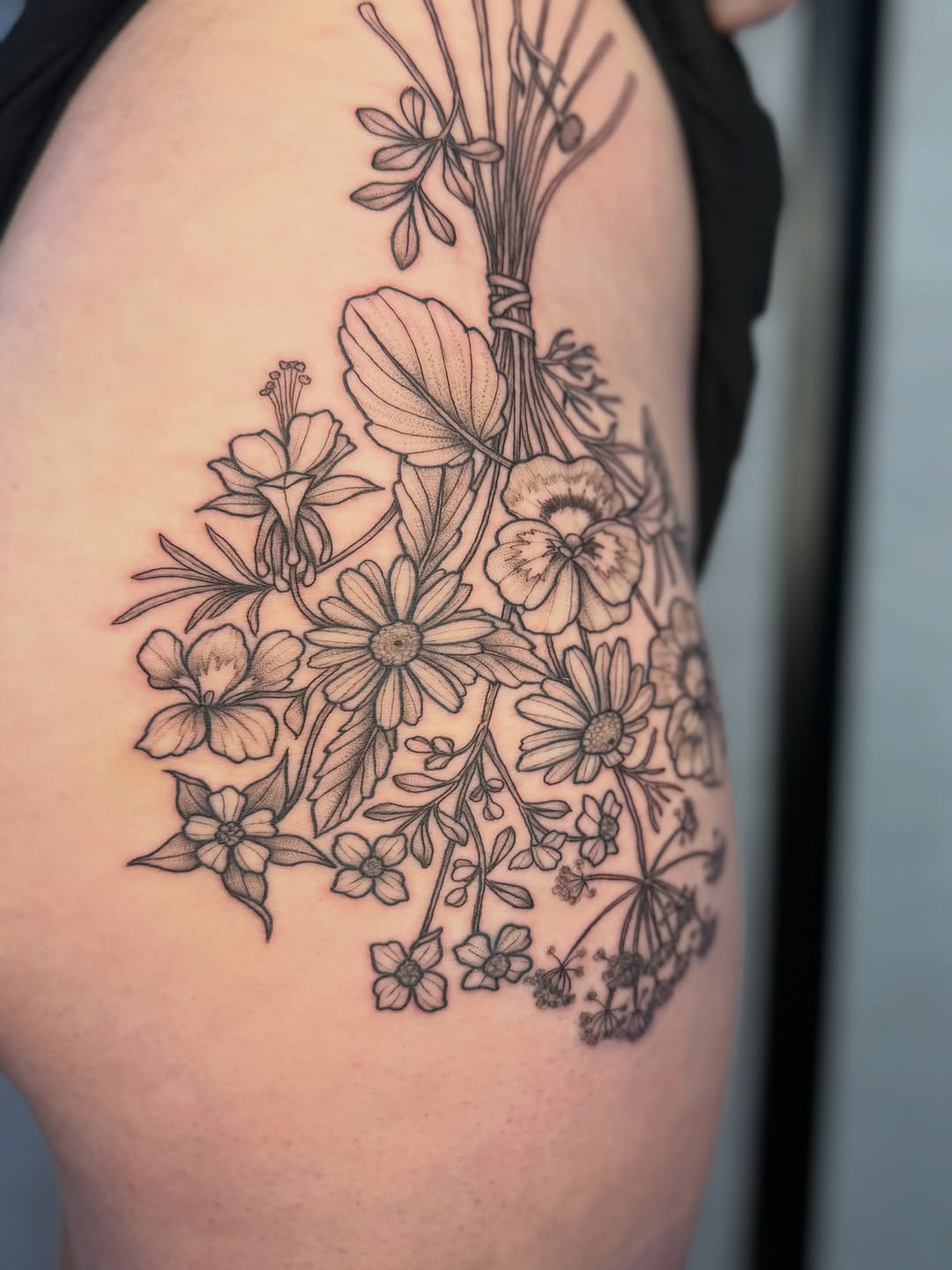 Tattoo by @noelle_adrienne — fine_line, illustrative
