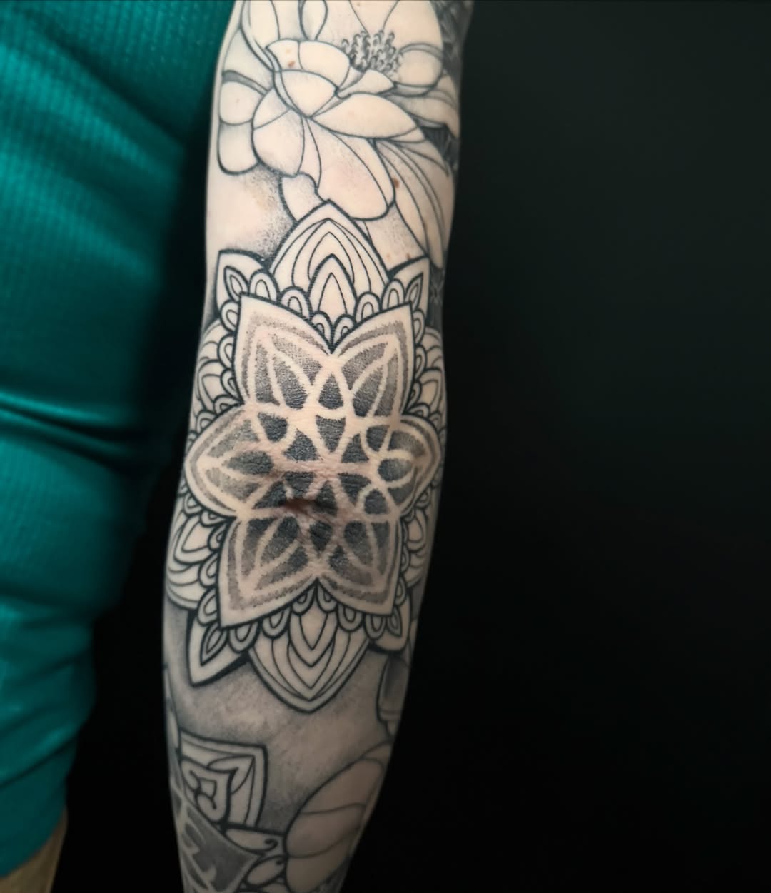 Tattoo by @z.a.r.k_art — geometric, dotwork