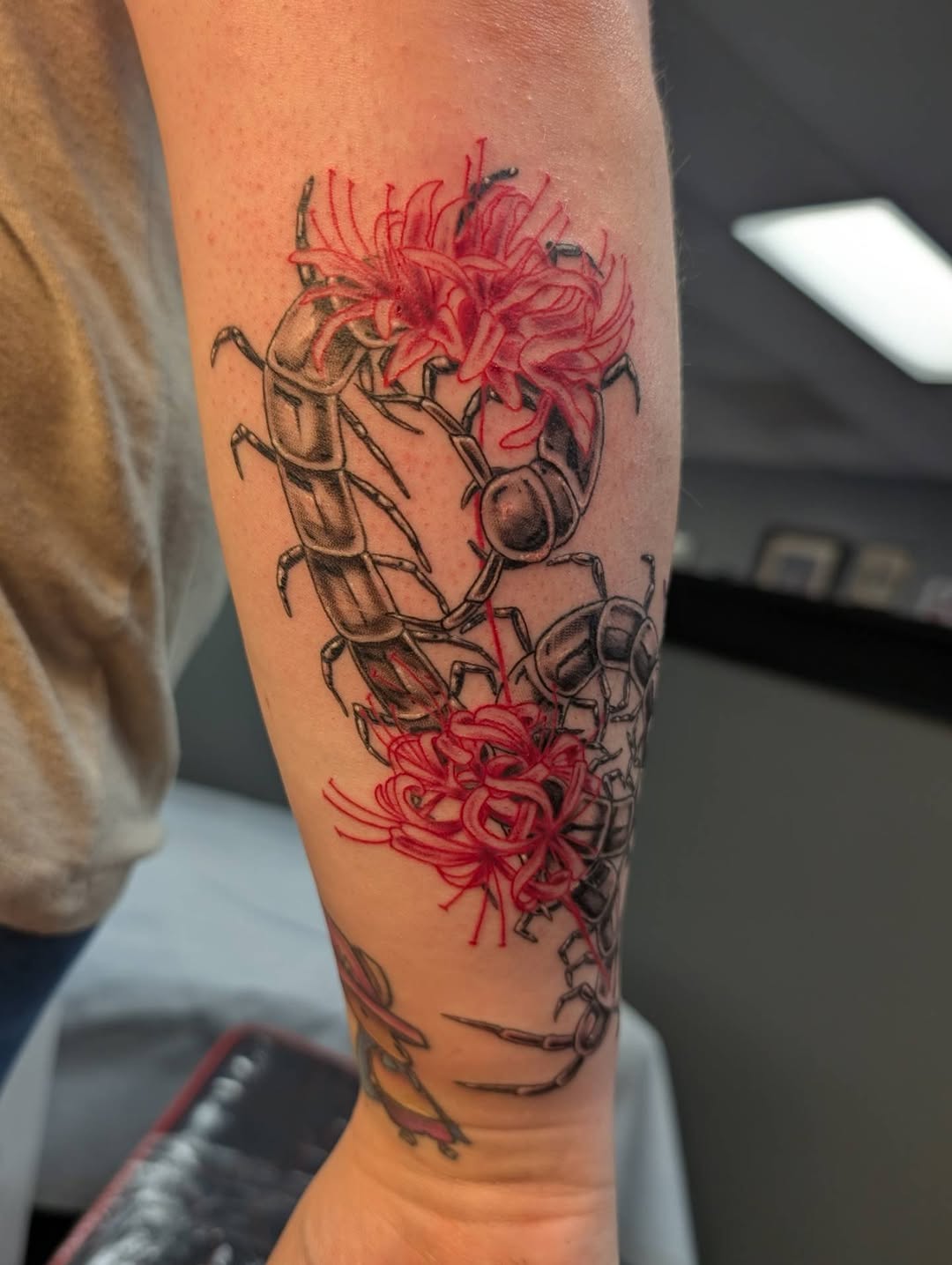 Tattoo by @bananartsgallery — realism