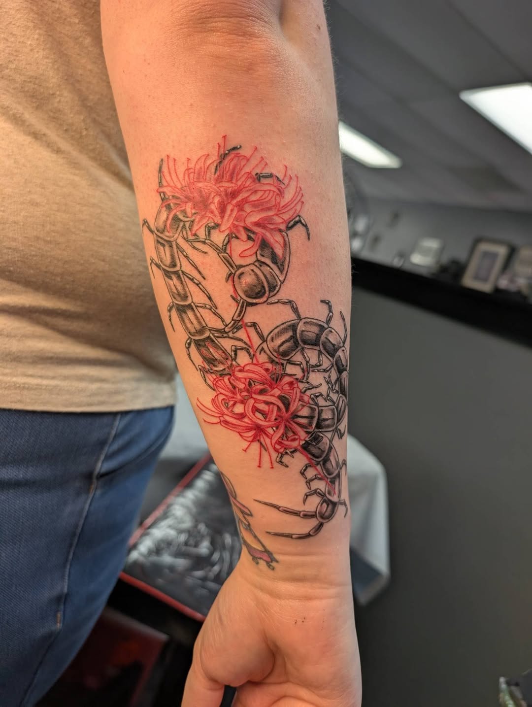 Tattoo by @bananartsgallery — black_and_grey