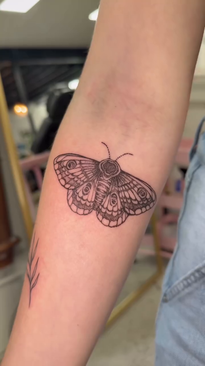 Tattoo by @erynsportfolio — fine_line