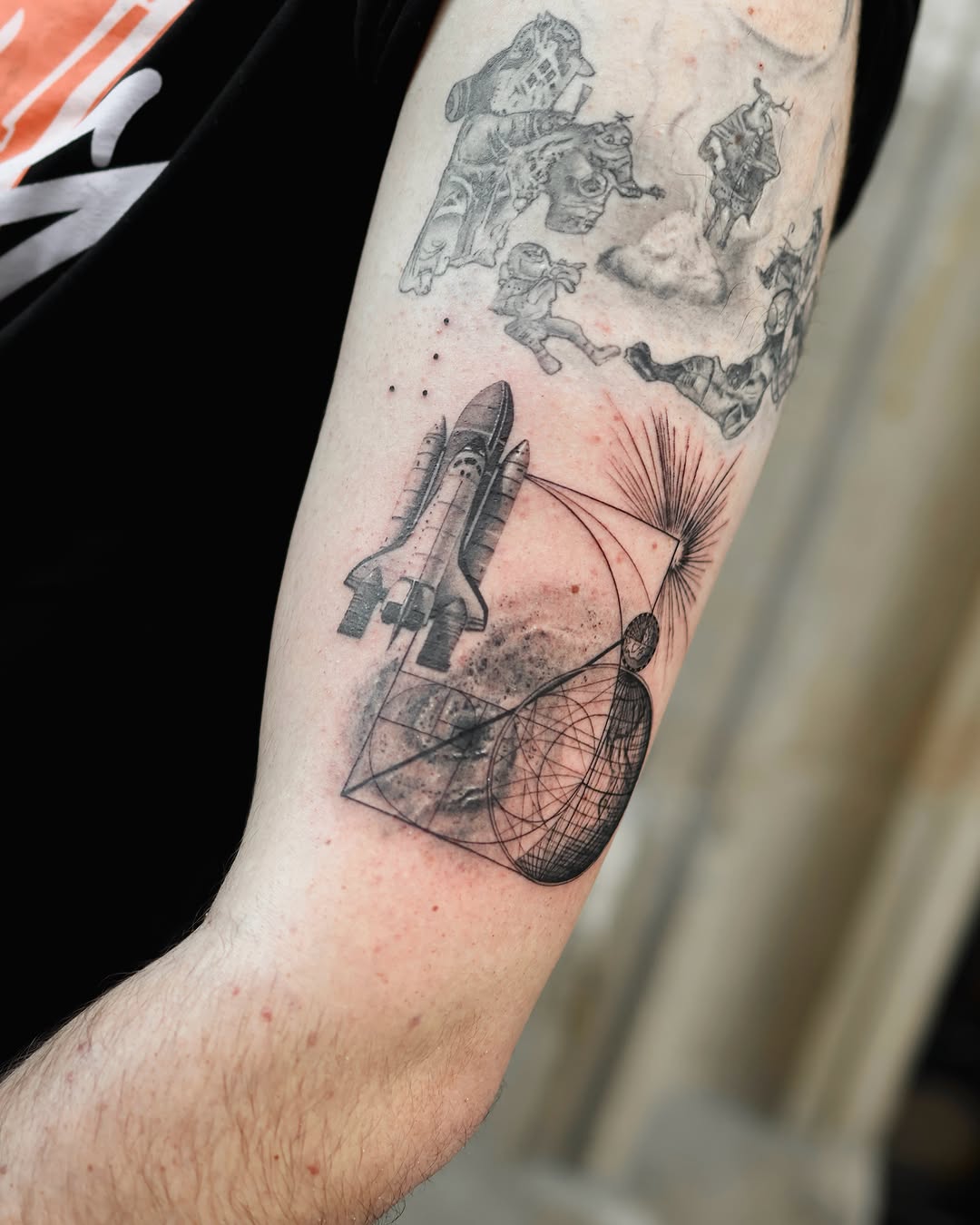 Tattoo by @gayitattoo — realism, geometric