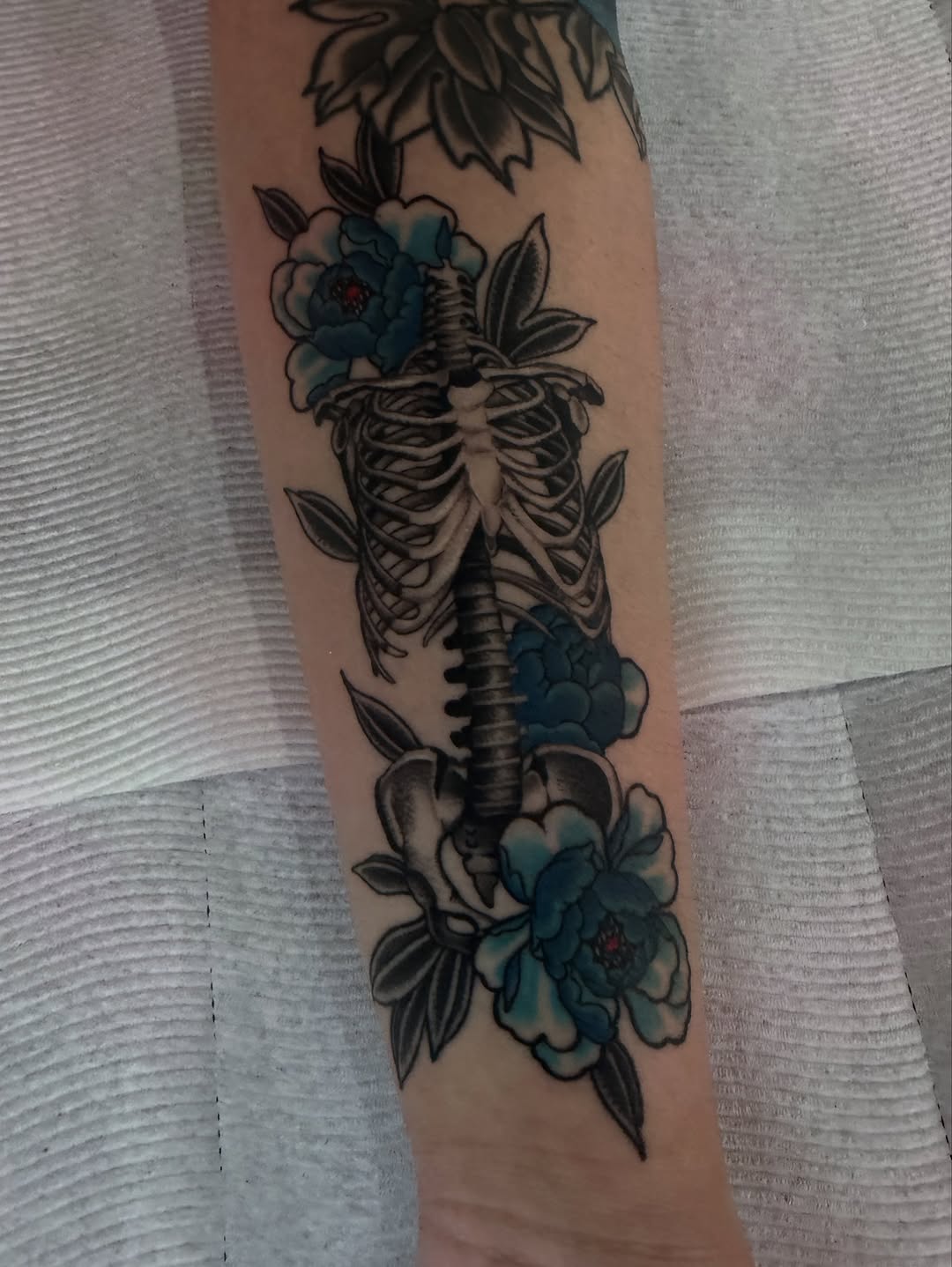Tattoo by @tattoosbyilona โ illustrative, black_and_grey