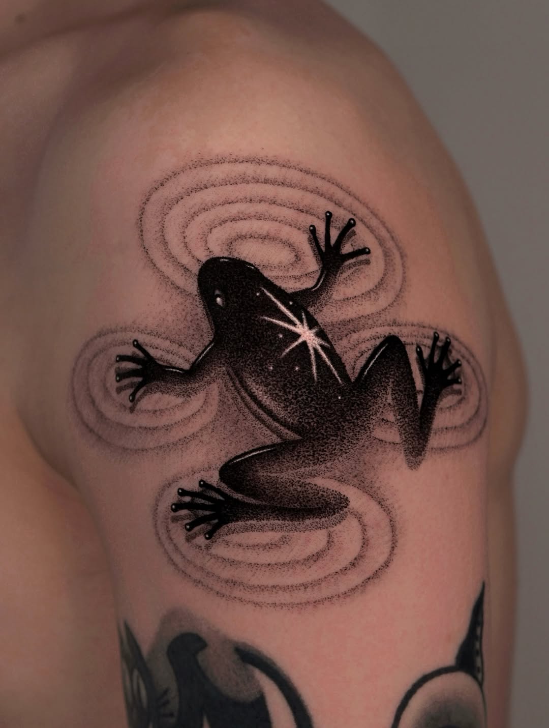 Tattoo by @koda.mode โ dotwork, illustrative