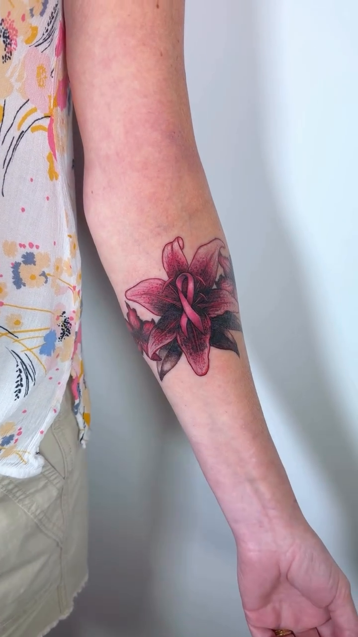 Tattoo by @badinfluencetats — illustrative