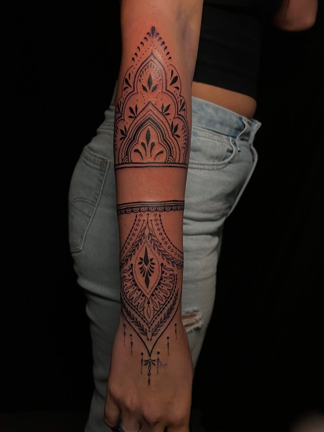 Tattoo by @h.gonzalez_tattoos โ ornamental, fine_line