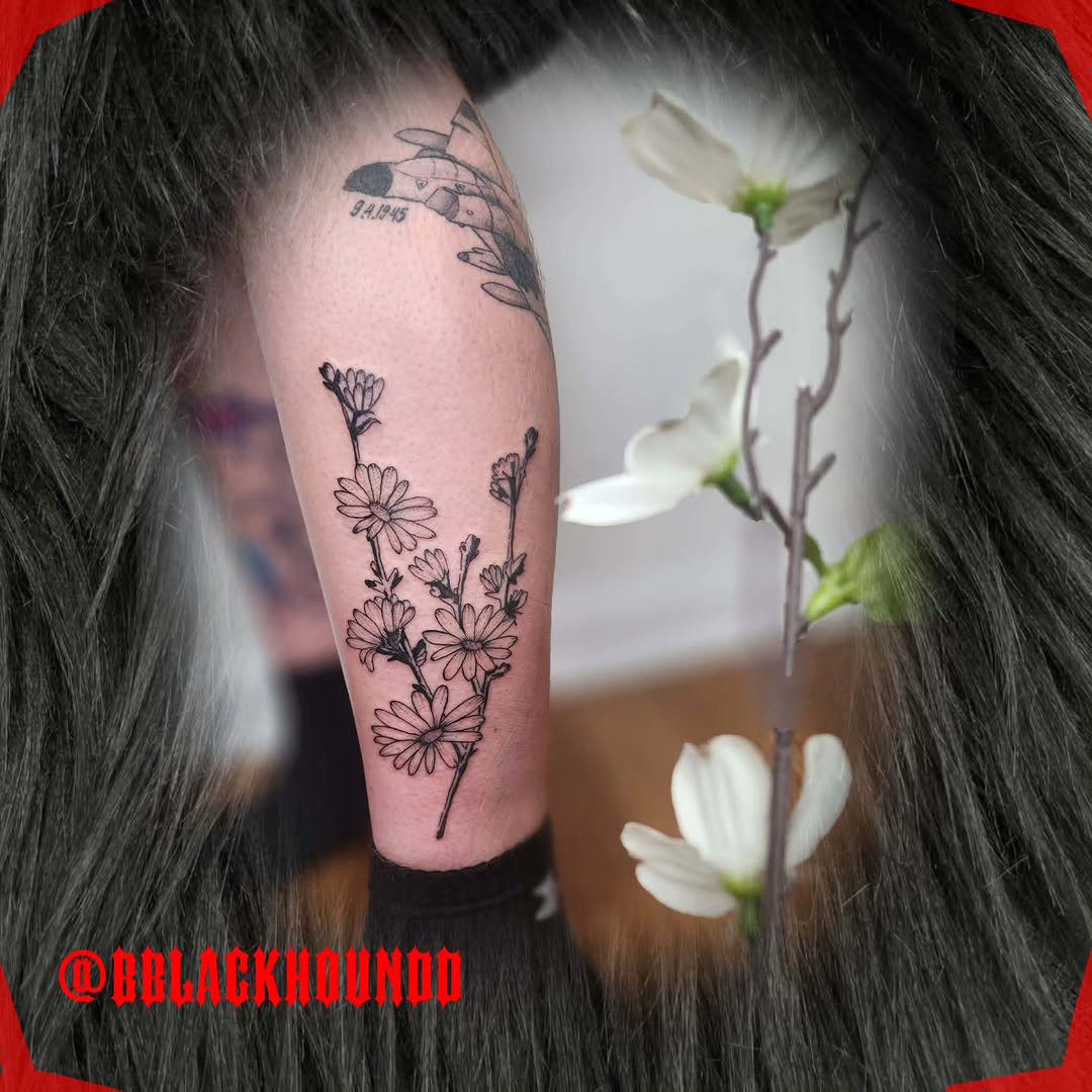Tattoo by @bblackhoundd โ fine_line, illustrative