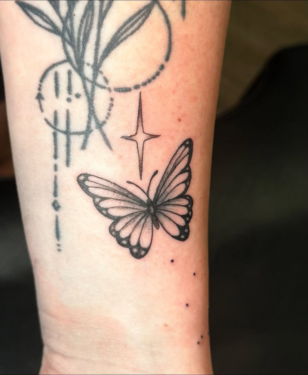 Tattoo by @tattoosorsumn — fine_line