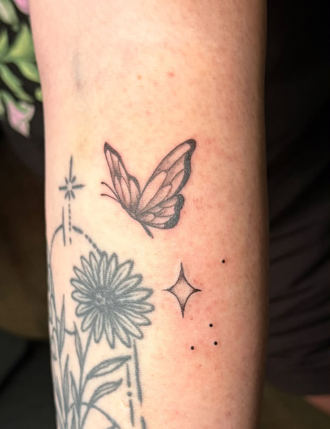 Tattoo by @tattoosorsumn — fine_line, black_and_grey