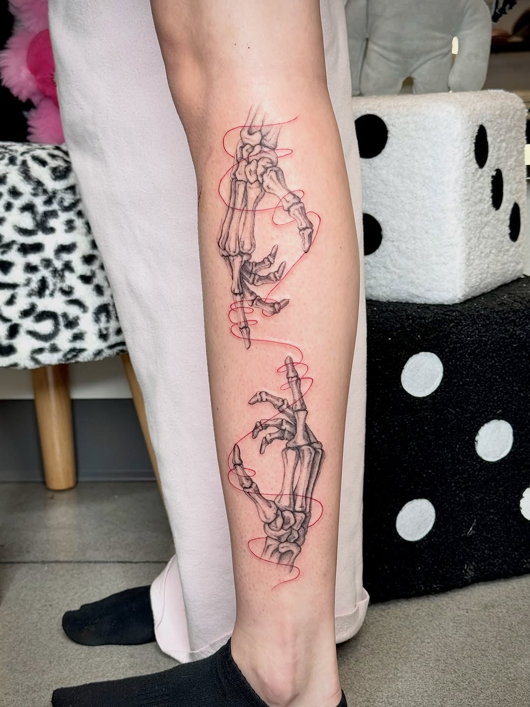 Tattoo by @zorniitsa — fine_line, black_and_grey