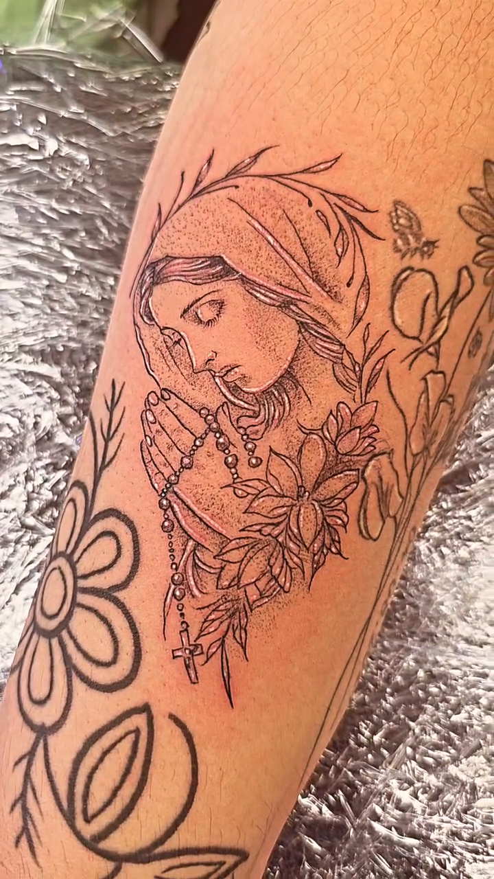 Tattoo by @robby_patiu — fine_line, illustrative