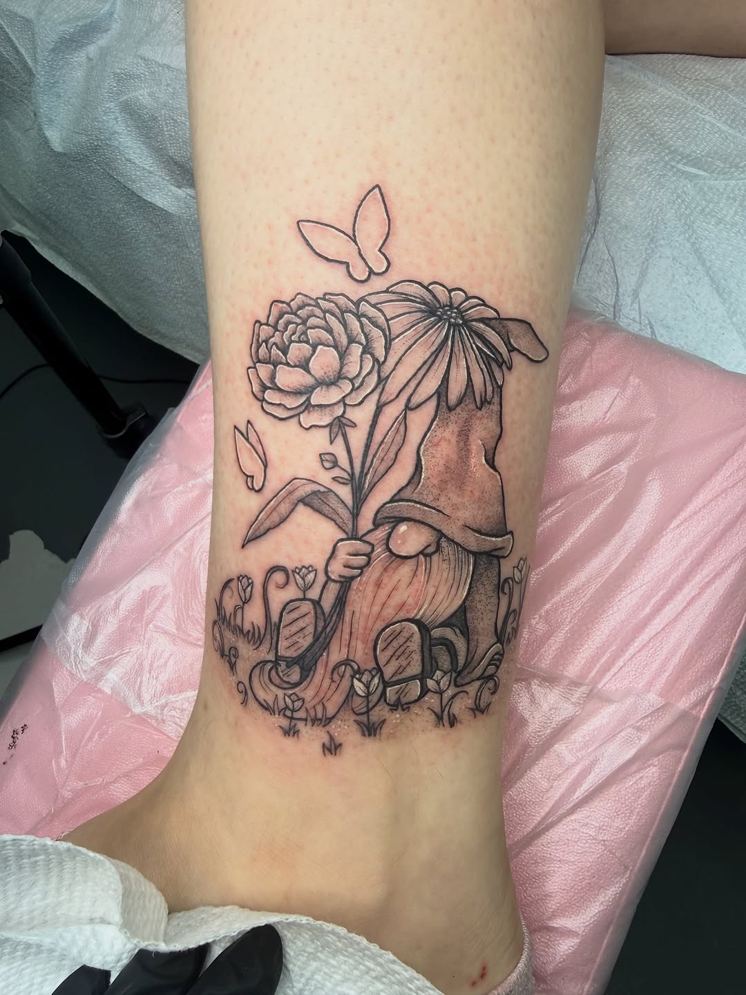 Tattoo by @glittergutstattoos — illustrative, black_and_grey