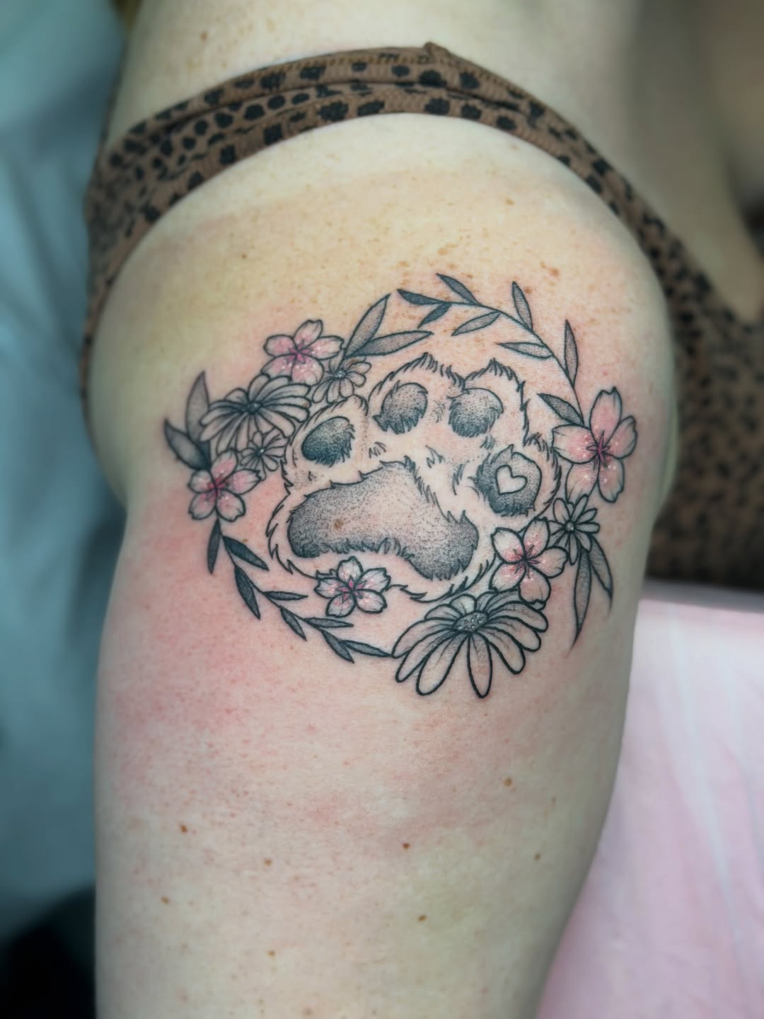 Tattoo by @glittergutstattoos — illustrative, black_and_grey