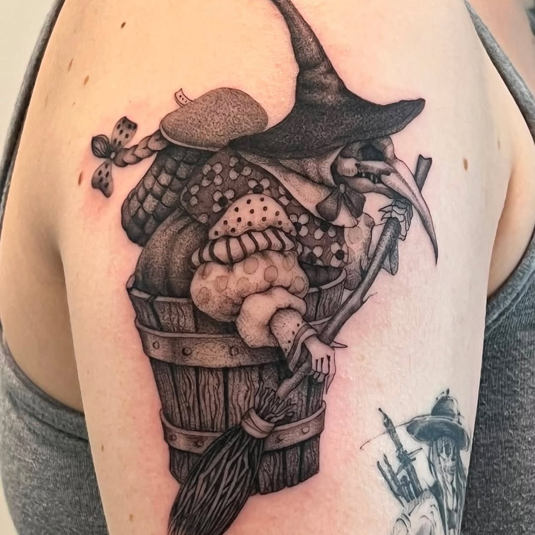 Tattoo by @juliannamenna — black_and_grey