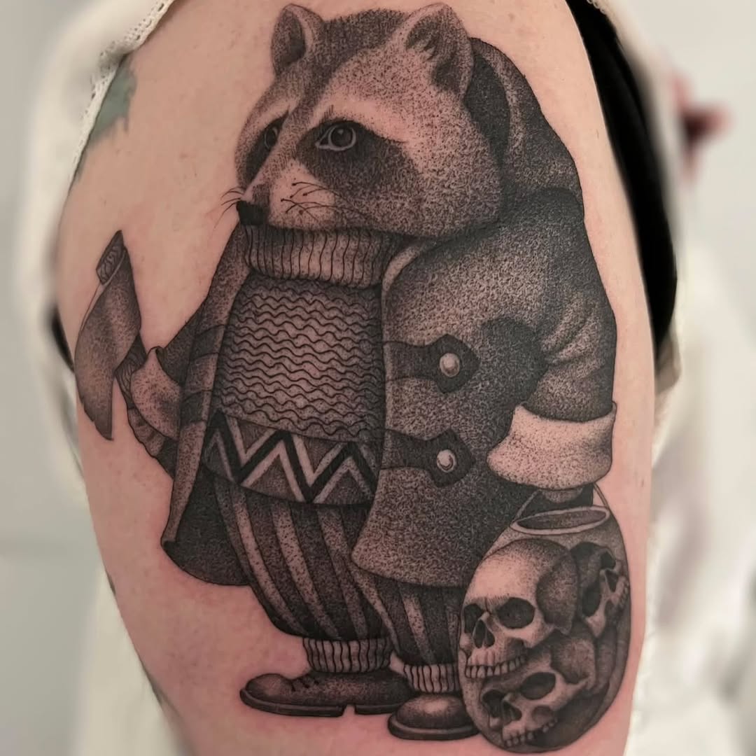 Tattoo by @juliannamenna — black_and_grey