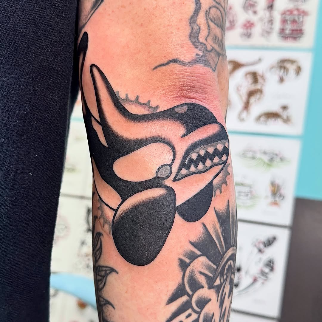 Tattoo by @sawblade_sunken_ship — american_traditional, illustrative