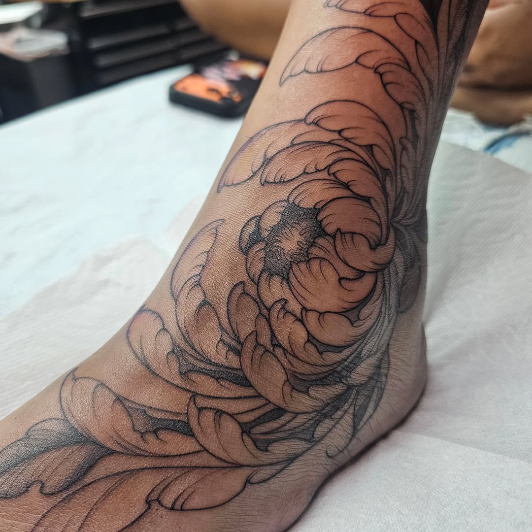 Tattoo by @mewskaadri — black_and_grey