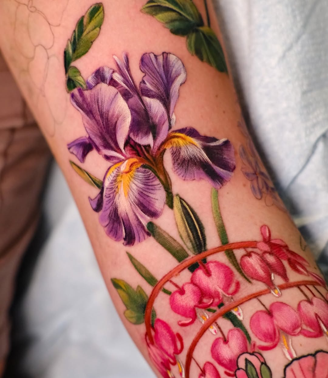 Tattoo by @andres.atattoos โ realism