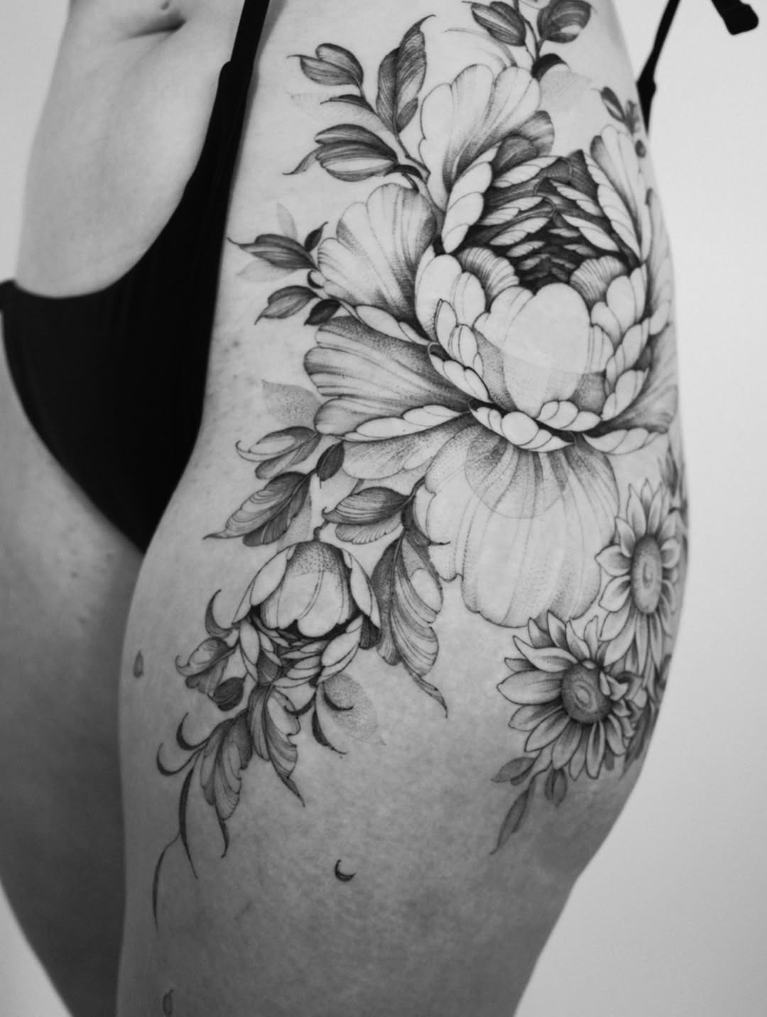 Tattoo by @lorietattoos โ black_and_grey