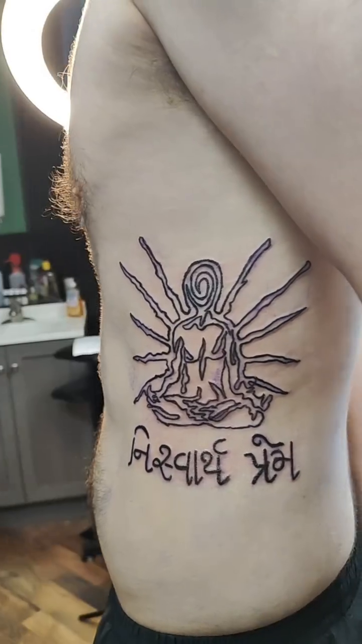 Tattoo by @madmanmarktattoos — blackwork