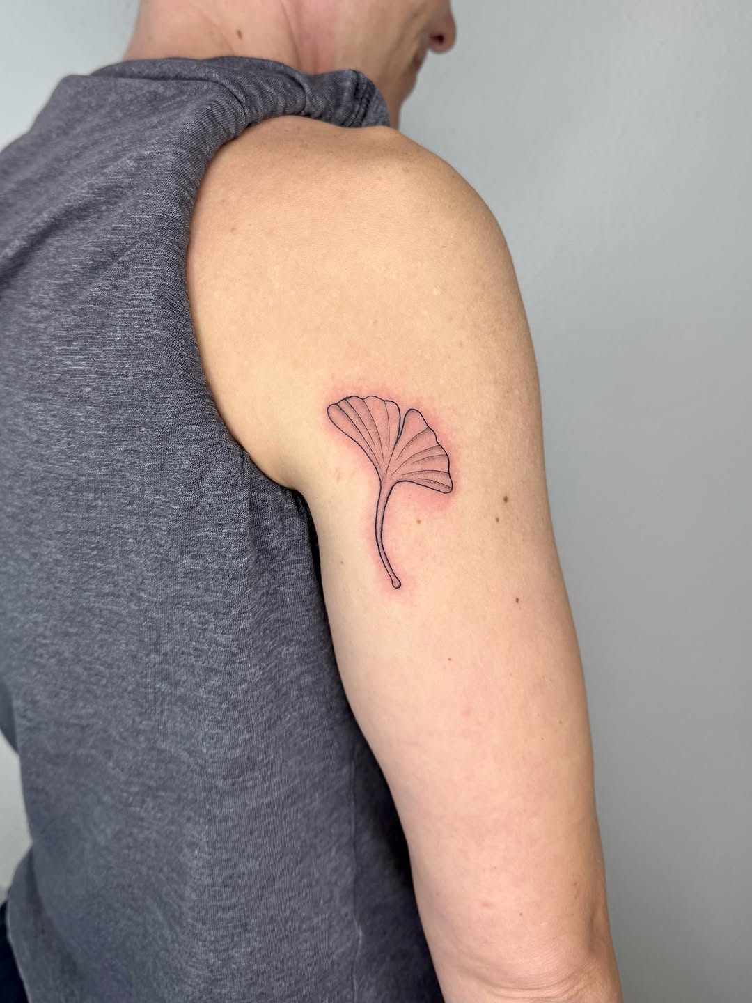 Tattoo by @shan_tattoos β fine_line