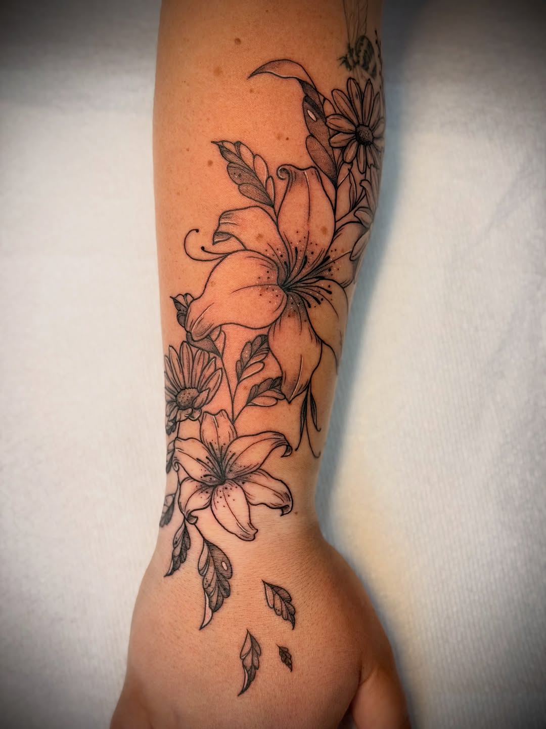 Tattoo by @inkedbyneet โ fine_line, black_and_grey