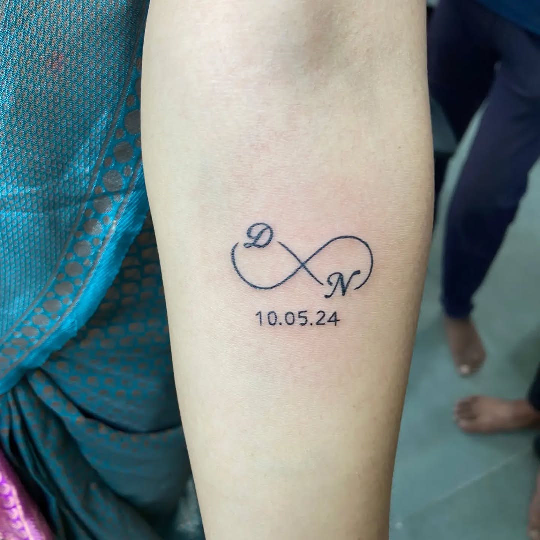 Tattoo by @vrtattoo_pandhurna โ fine_line, lettering_script