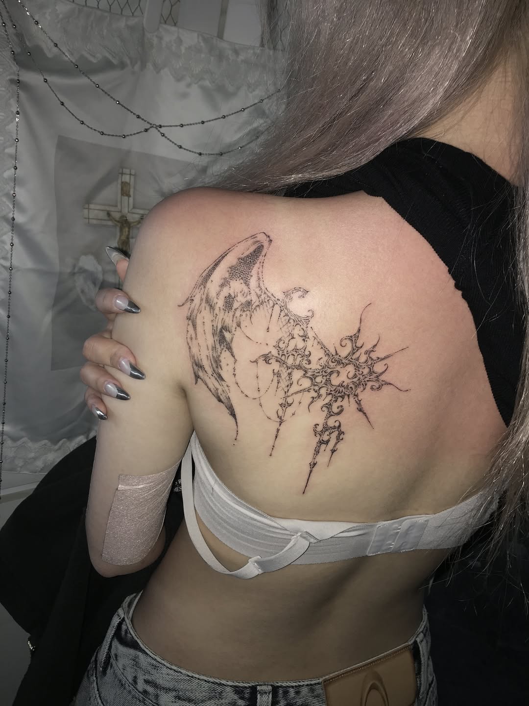 Tattoo by @keeshetattoo β fine_line, ornamental