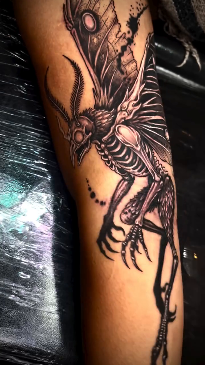 Tattoo by @thaina.otero — dark_realism, black_and_grey