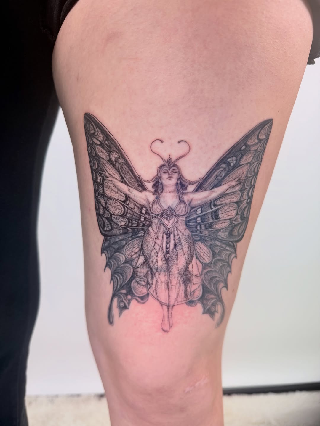 Tattoo by @yuri.tattooist — illustrative, black_and_grey