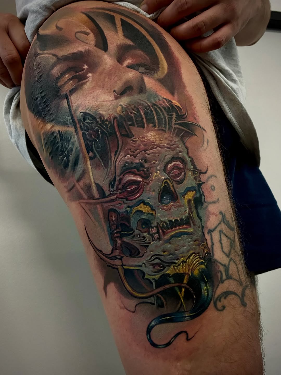 Tattoo by @roberthernandeztattoos — realism, dark_realism