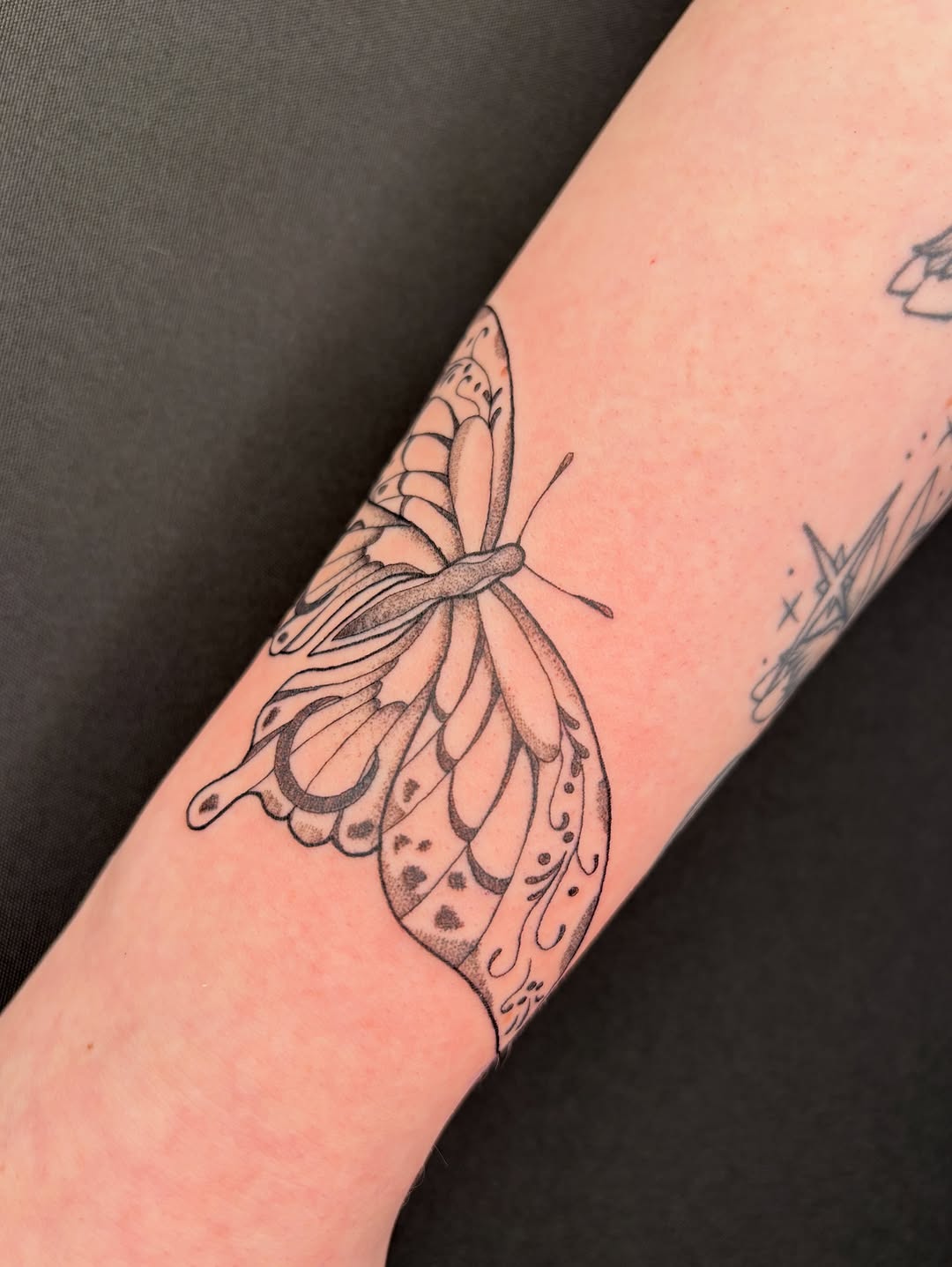 Tattoo by @poppyoliviatattoo — dotwork, fine_line