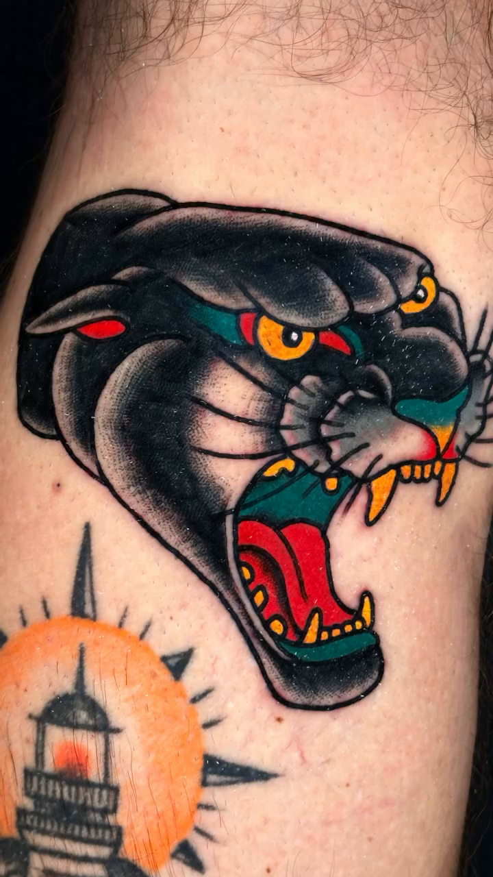 Tattoo by @alexmuniz_tattooer — american_traditional