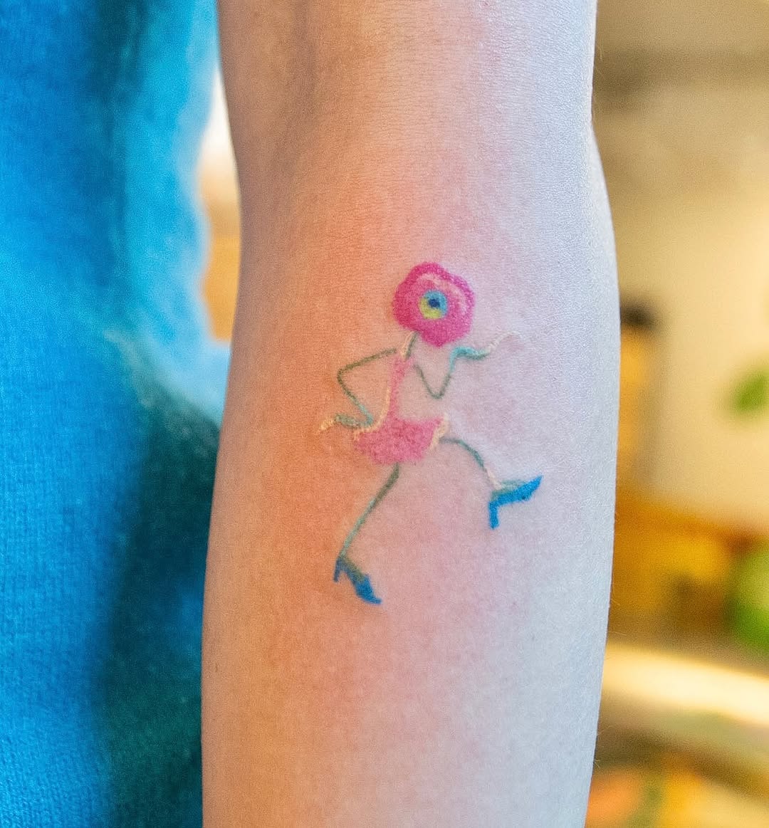 Tattoo by @mopxistudio — fine_line, minimalist