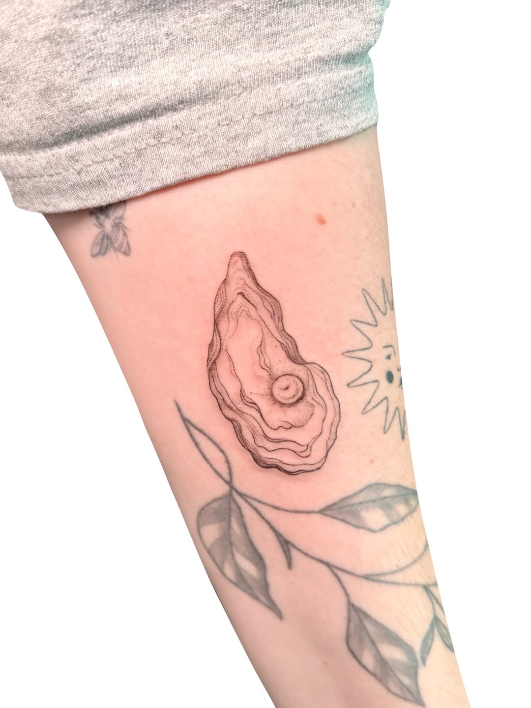 Tattoo by @fionnatattoo β fine_line, black_and_grey