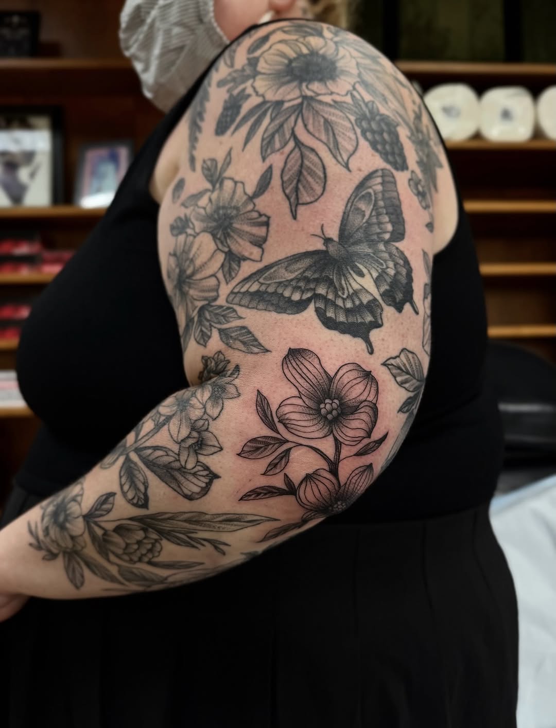 Tattoo by @kyrstalannigan — black_and_grey, realism