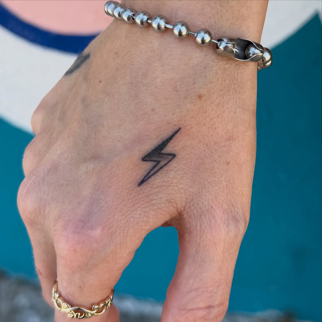 Tattoo by @devilgoat โ minimalist, fine_line