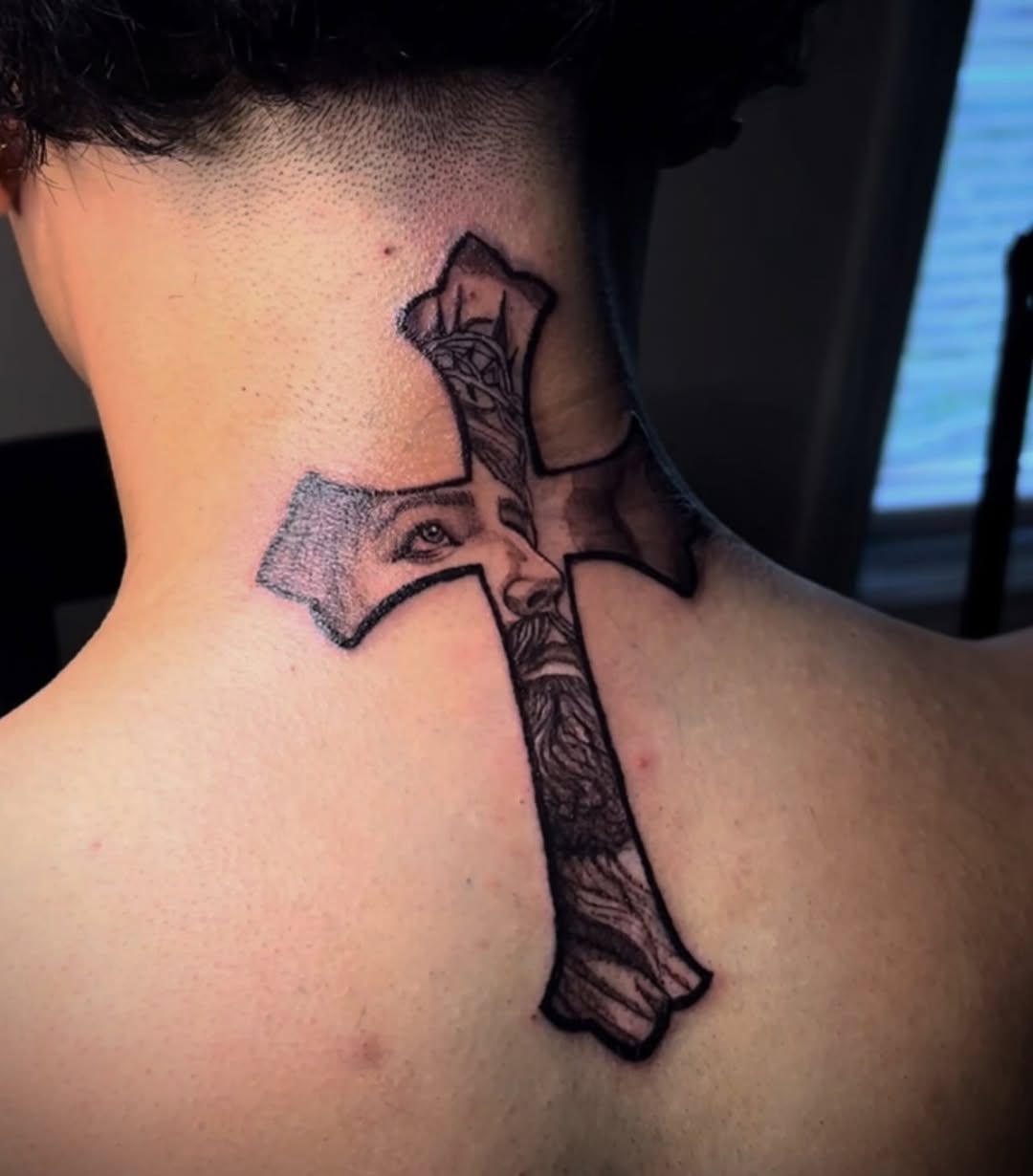 Tattoo by @tattsbyleek โ black_and_grey, realism