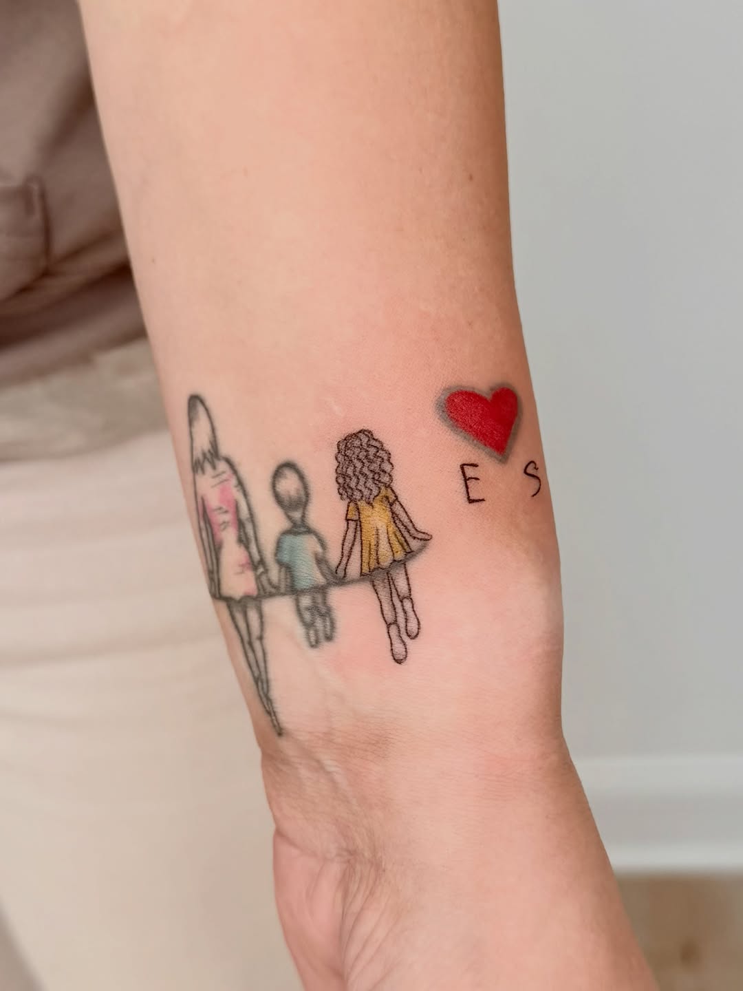 Tattoo by @tattoosbyalice โ fine_line