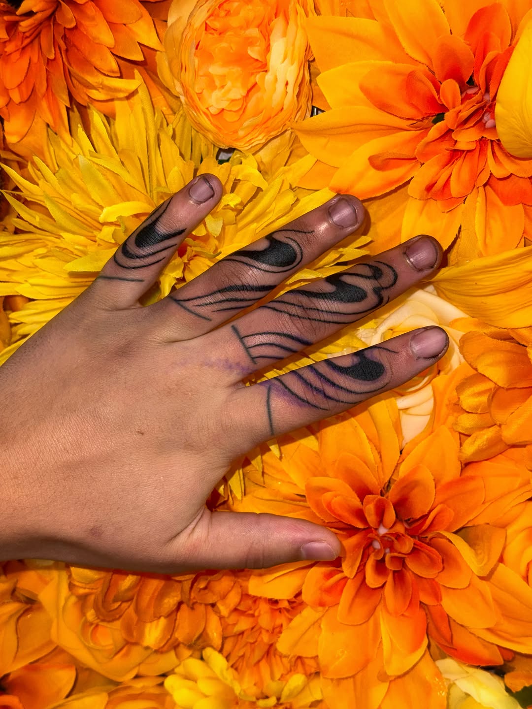 Tattoo by @jademycelia β fine_line, blackwork